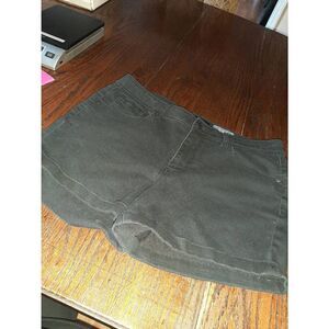 Size 12 Aeropostale Black Denim Blue Jean Short Shorts Cuffed Hem with Pockets